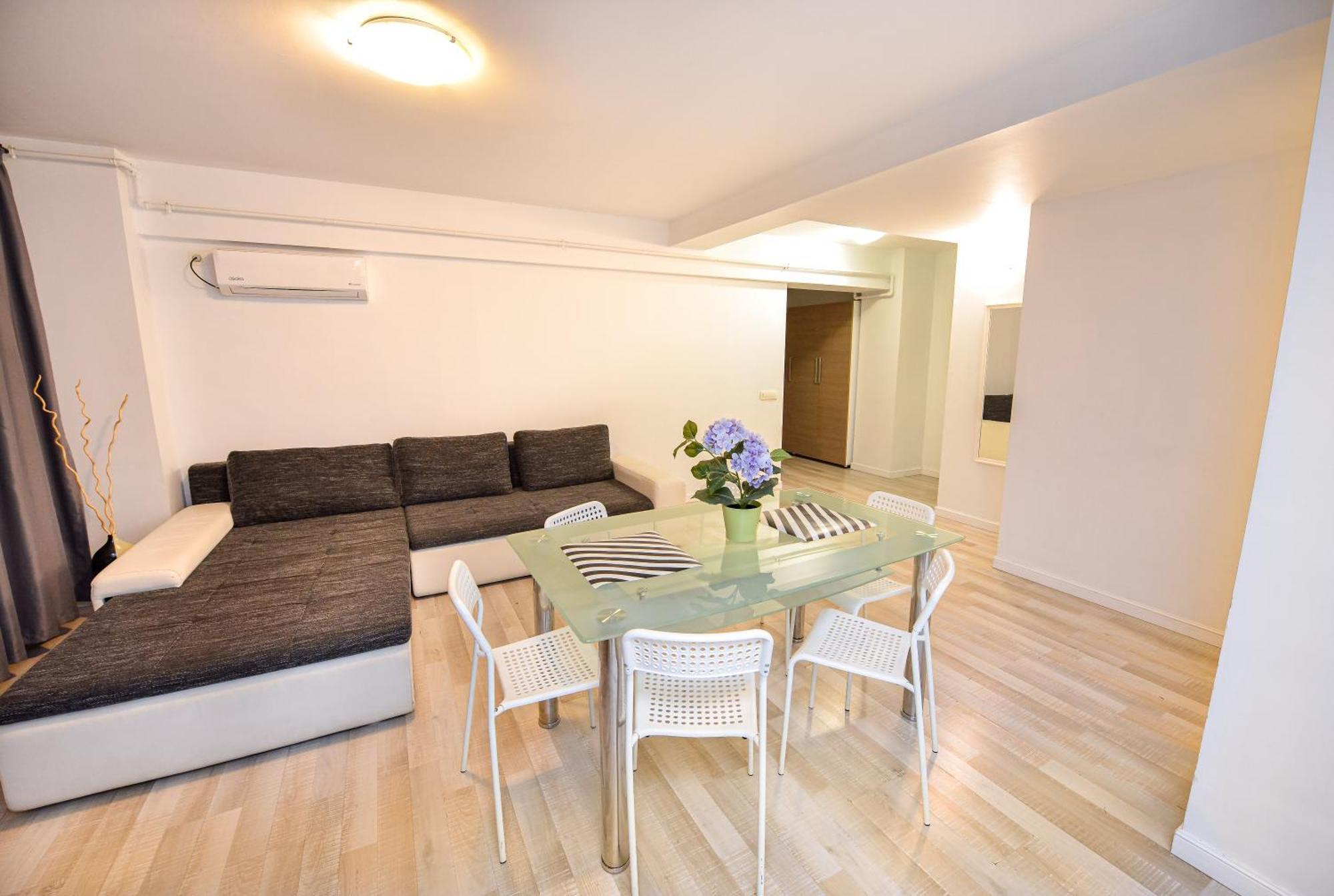 Shabbat Apartments Bucharest Exterior photo